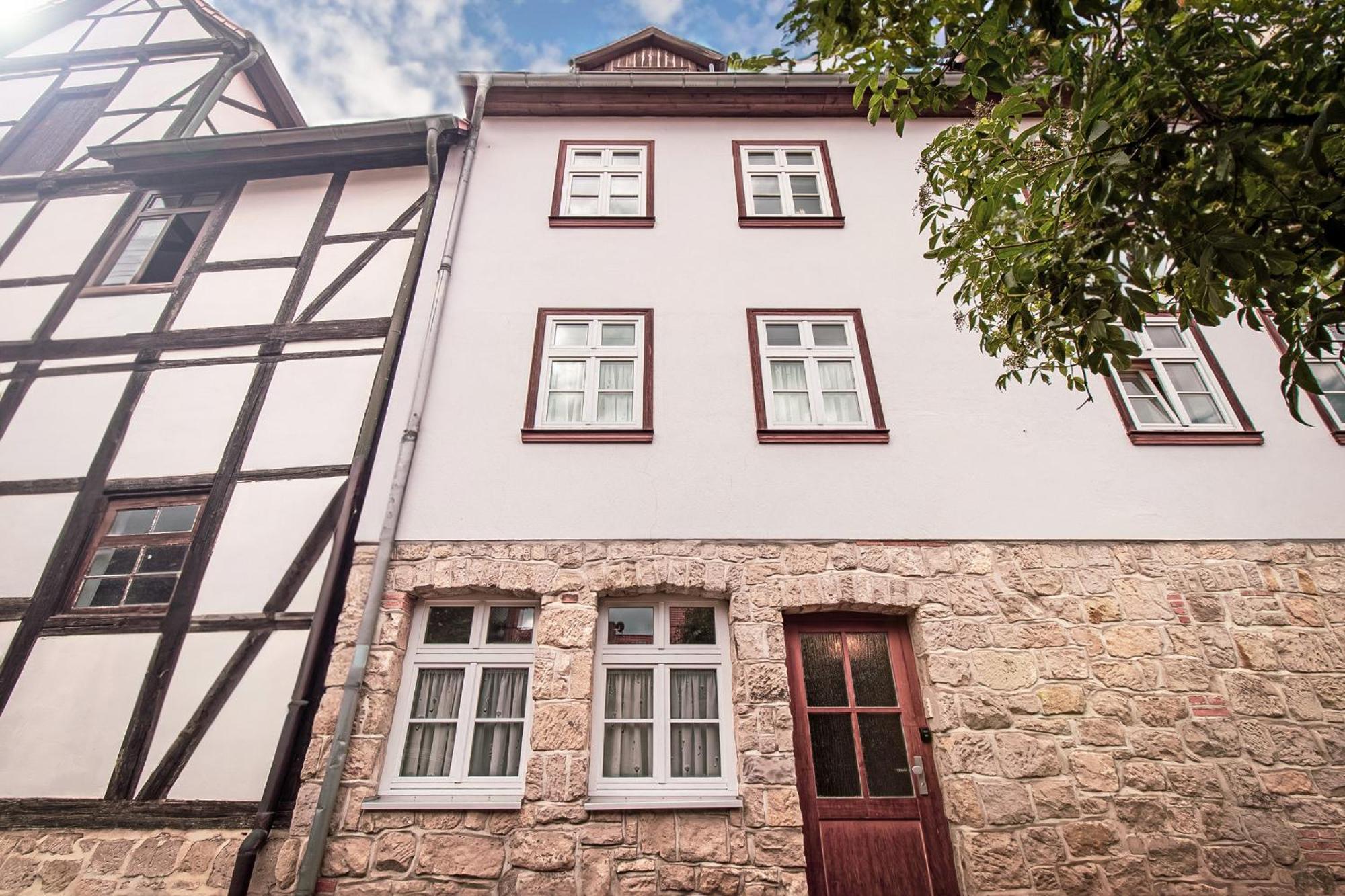 Ferienhaus Im Altstadtgaesschen Mit 3 Badezimmern Quedlinburg Dış mekan fotoğraf